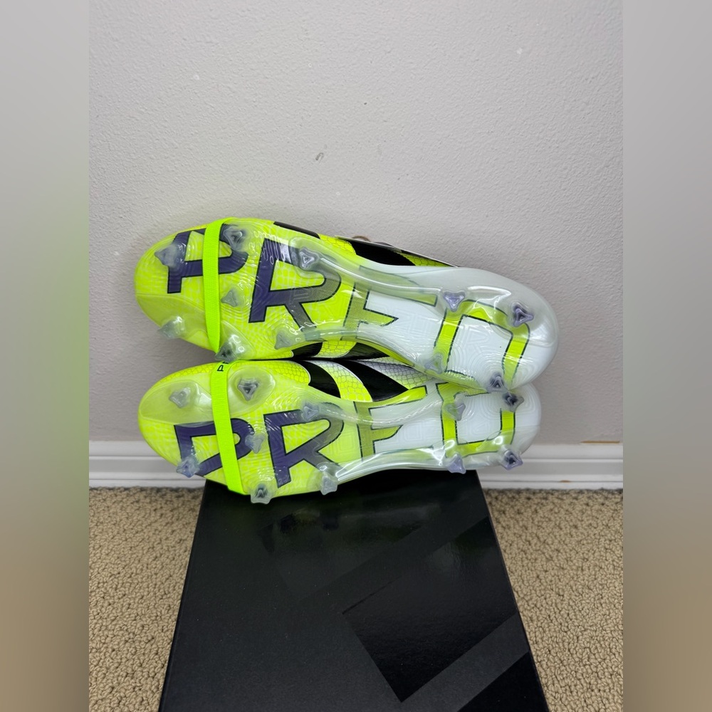 Adidas Predator Elite Fold Over Tongue Firm Ground Soccer Cleats (Men’s Size 9) - Picture 7 of 9